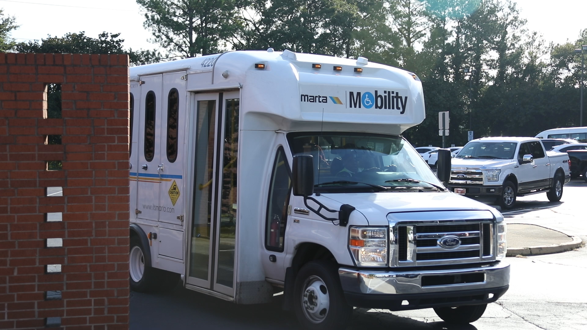 0C5A2696.MOV.00_00_06_31.Still001